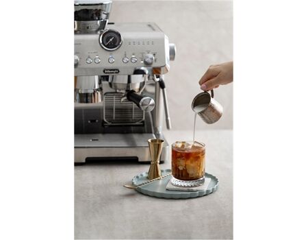DeLonghi B-Ware EC9555.M La Specialista Opera