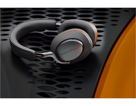 Bowers & Wilkins PX8, McLaren Edition