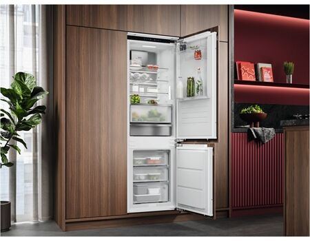 AEG TC9MS181AC 178cm / EEK: A/ No Frost